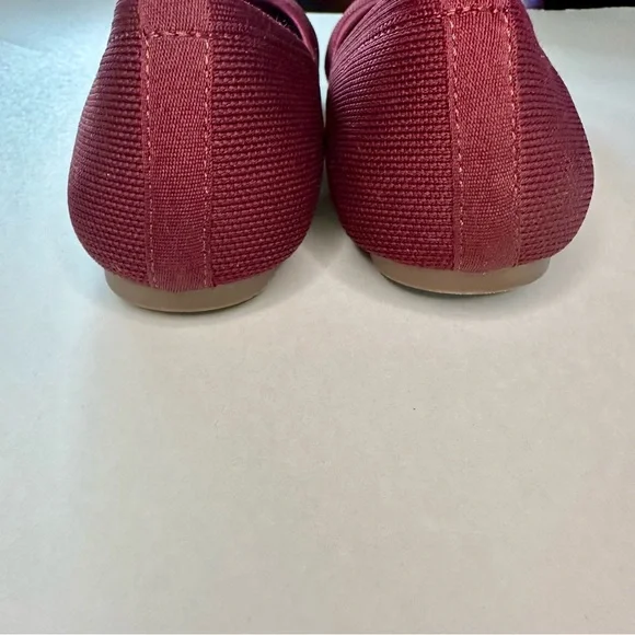 CYNTHIA ROWLEY Pointed Toe Knit Chelsea Slip In Burgundy Ballet Flat 9M - Picture 9 of 11